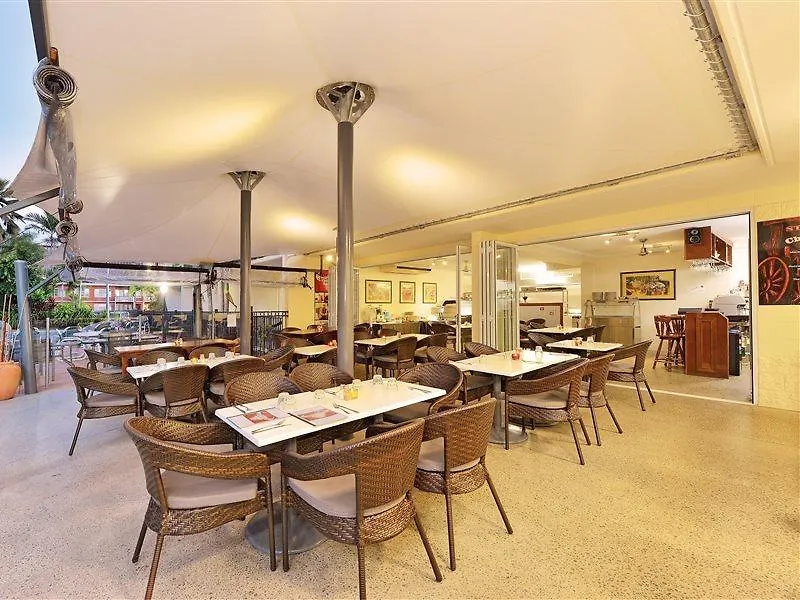 Cairns Queenslander Hotel y Apartamentos