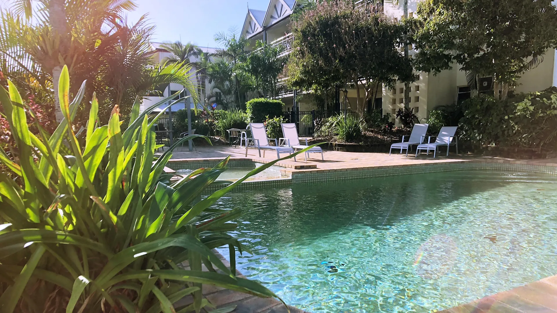 Cairns Queenslander Hotel y Apartamentos Apartahotel