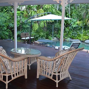 South Pacific Couette-café