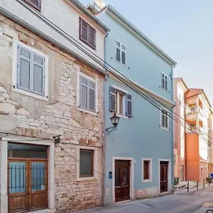 https://rm-apartments.in-istria.net